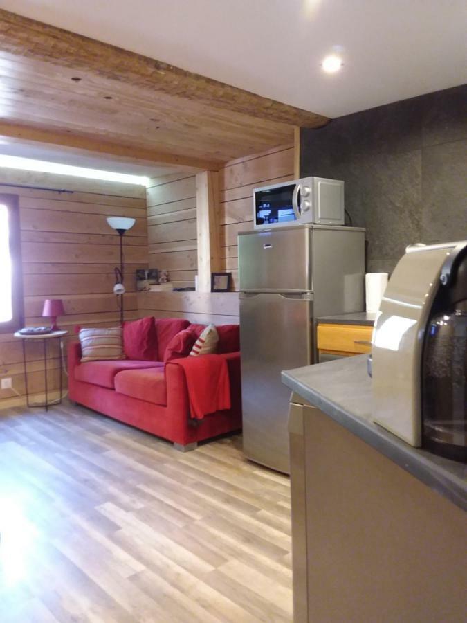 Le Woody Apartamento Saint-Étienne-de-Tinée Exterior foto
