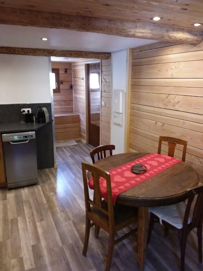 Le Woody Apartamento Saint-Étienne-de-Tinée Exterior foto