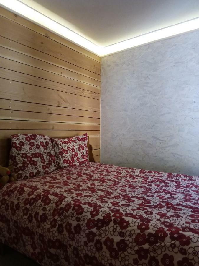 Le Woody Apartamento Saint-Étienne-de-Tinée Exterior foto
